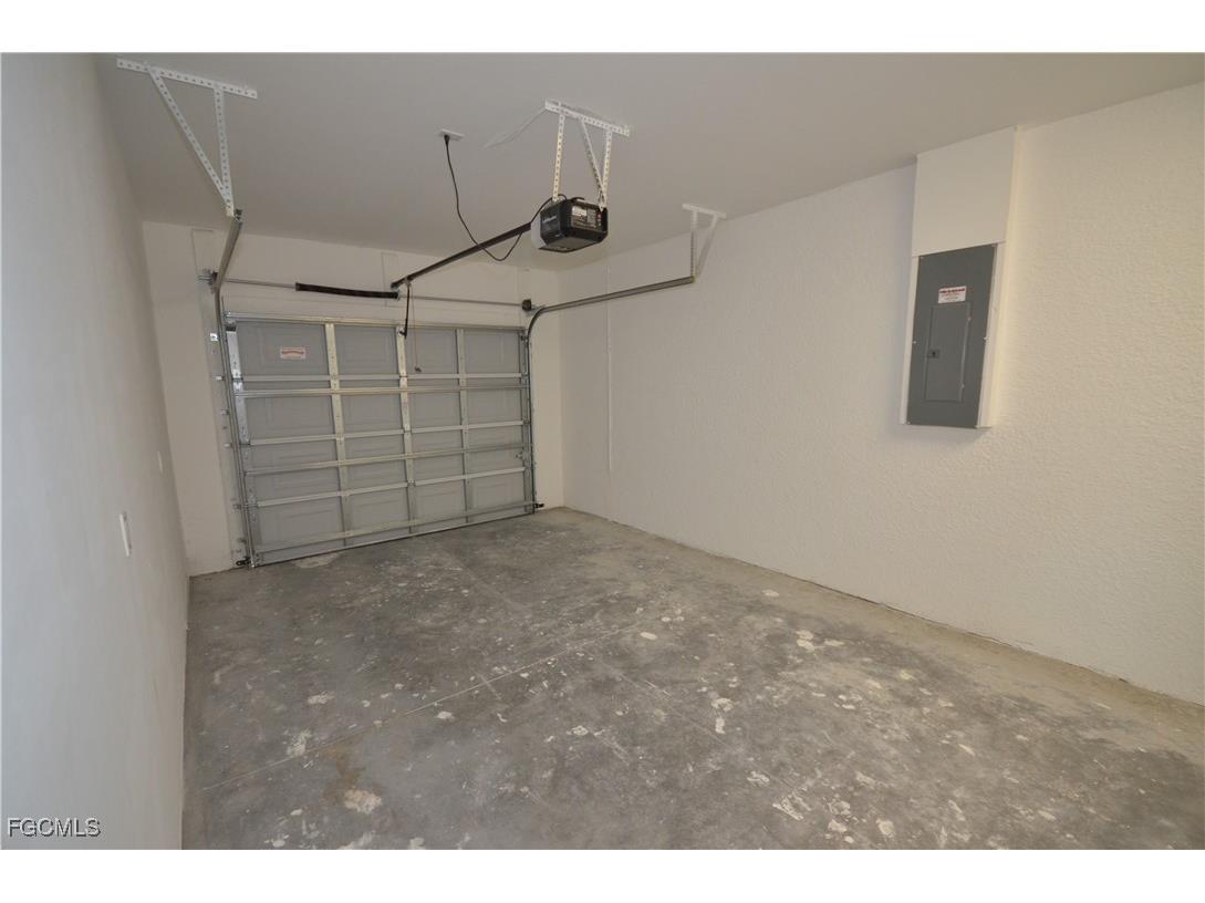 3305 Bassie Court Fort Myers FL 33916 2025022318 image19