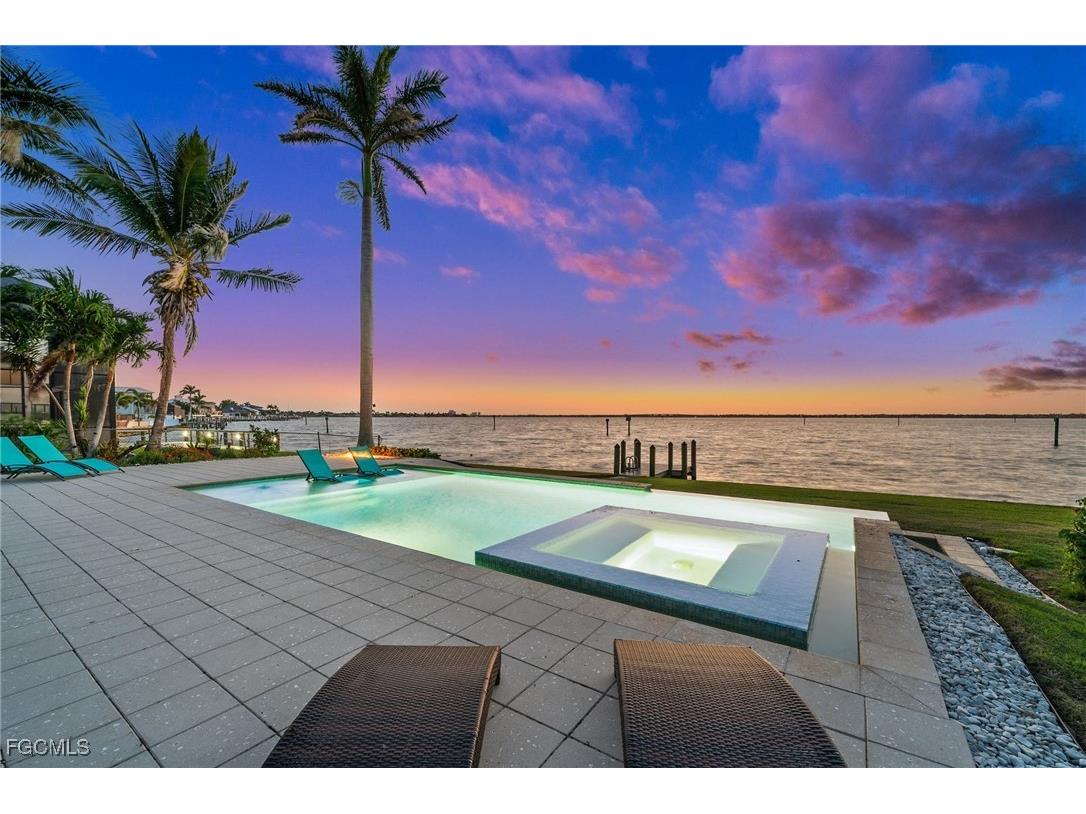 3305 SE 22nd Place Cape Coral FL 33904 2025019724 image1