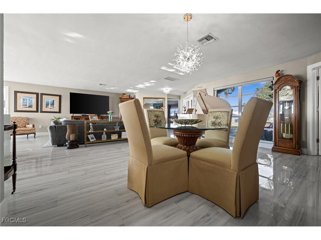 3305 SE 22nd Place Cape Coral FL 33904 2025019724 image10