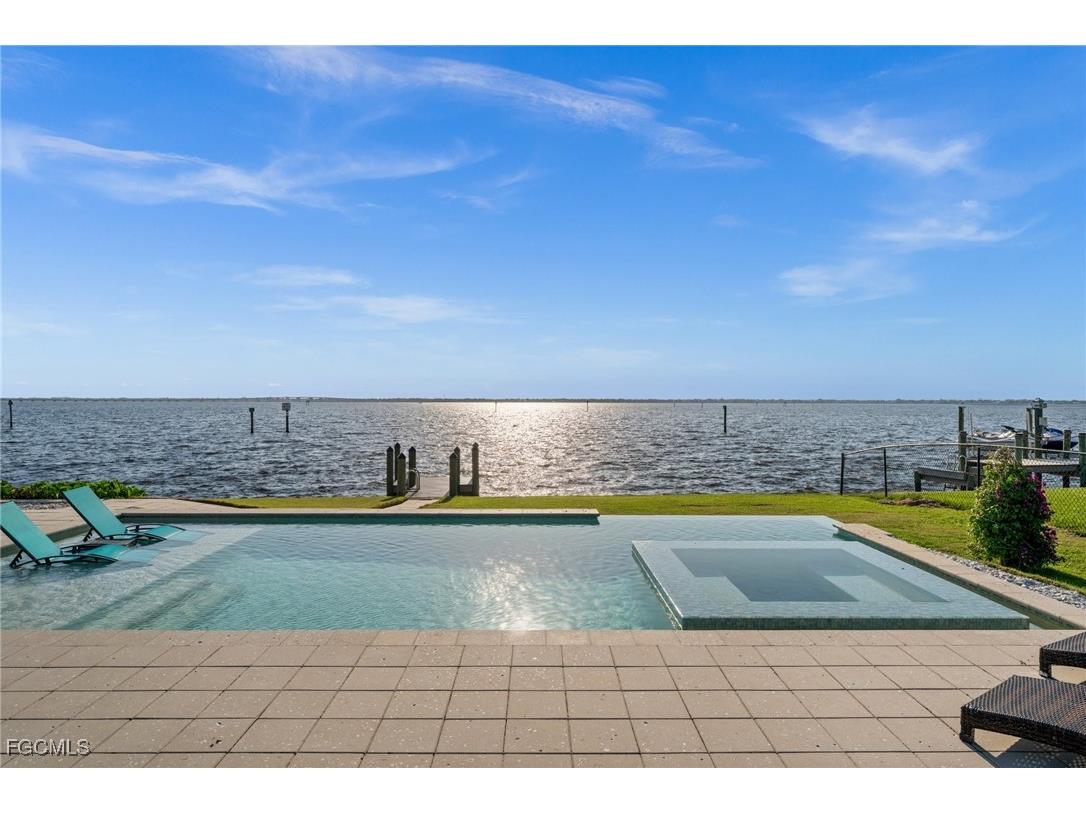3305 SE 22nd Place Cape Coral FL 33904 2025019724 image14