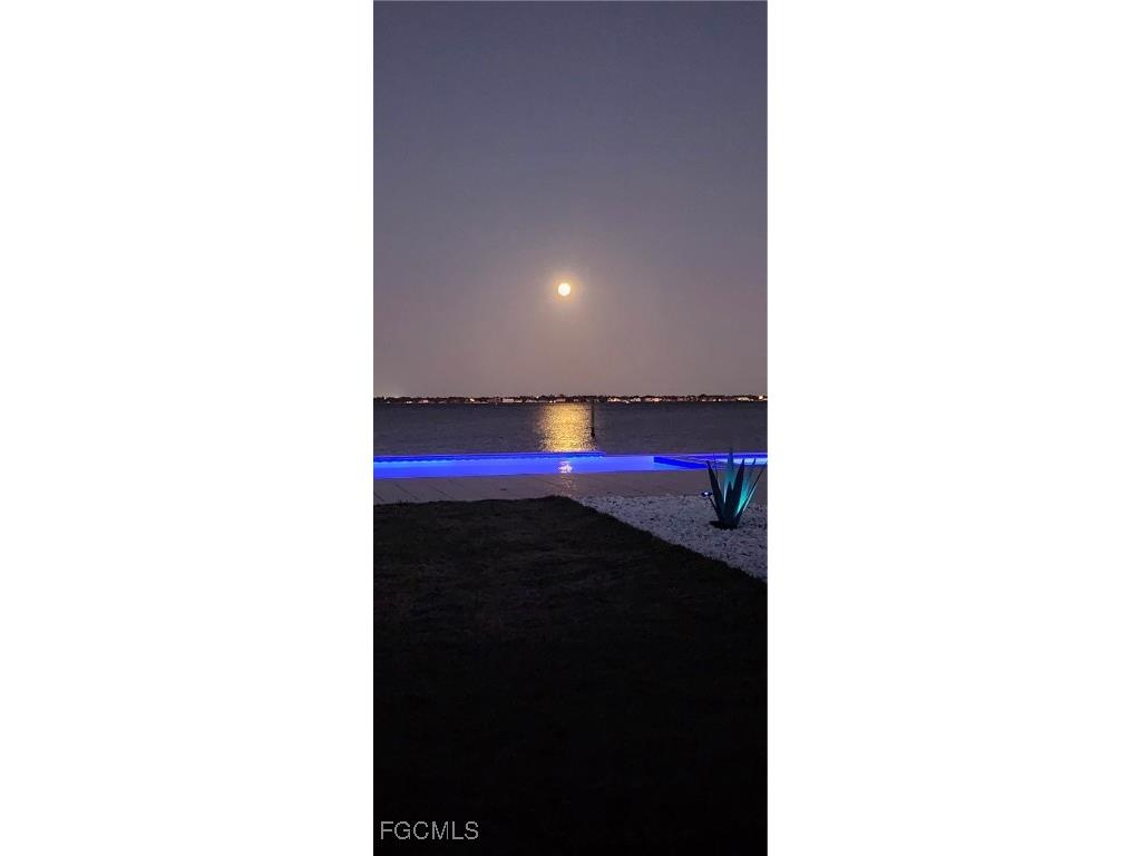 3305 SE 22nd Place Cape Coral FL 33904 2025019724 image18