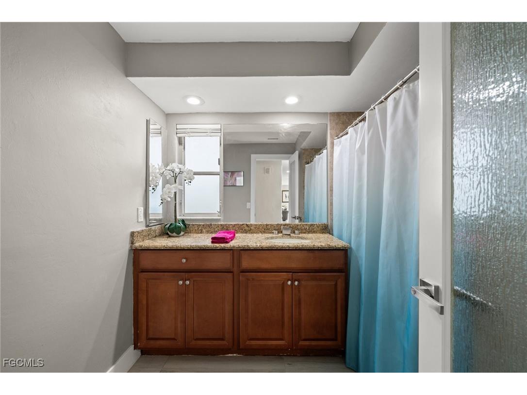 3305 SE 22nd Place Cape Coral FL 33904 2025019724 image21