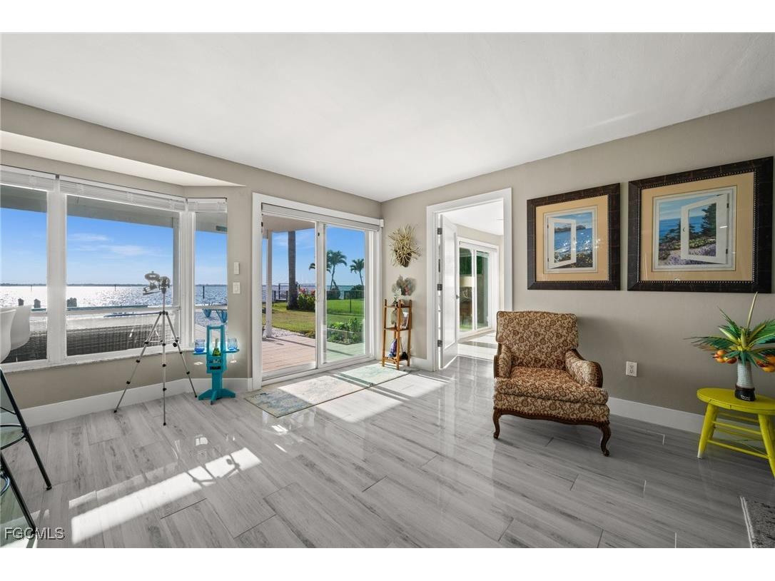 3305 SE 22nd Place Cape Coral FL 33904 2025019724 image5