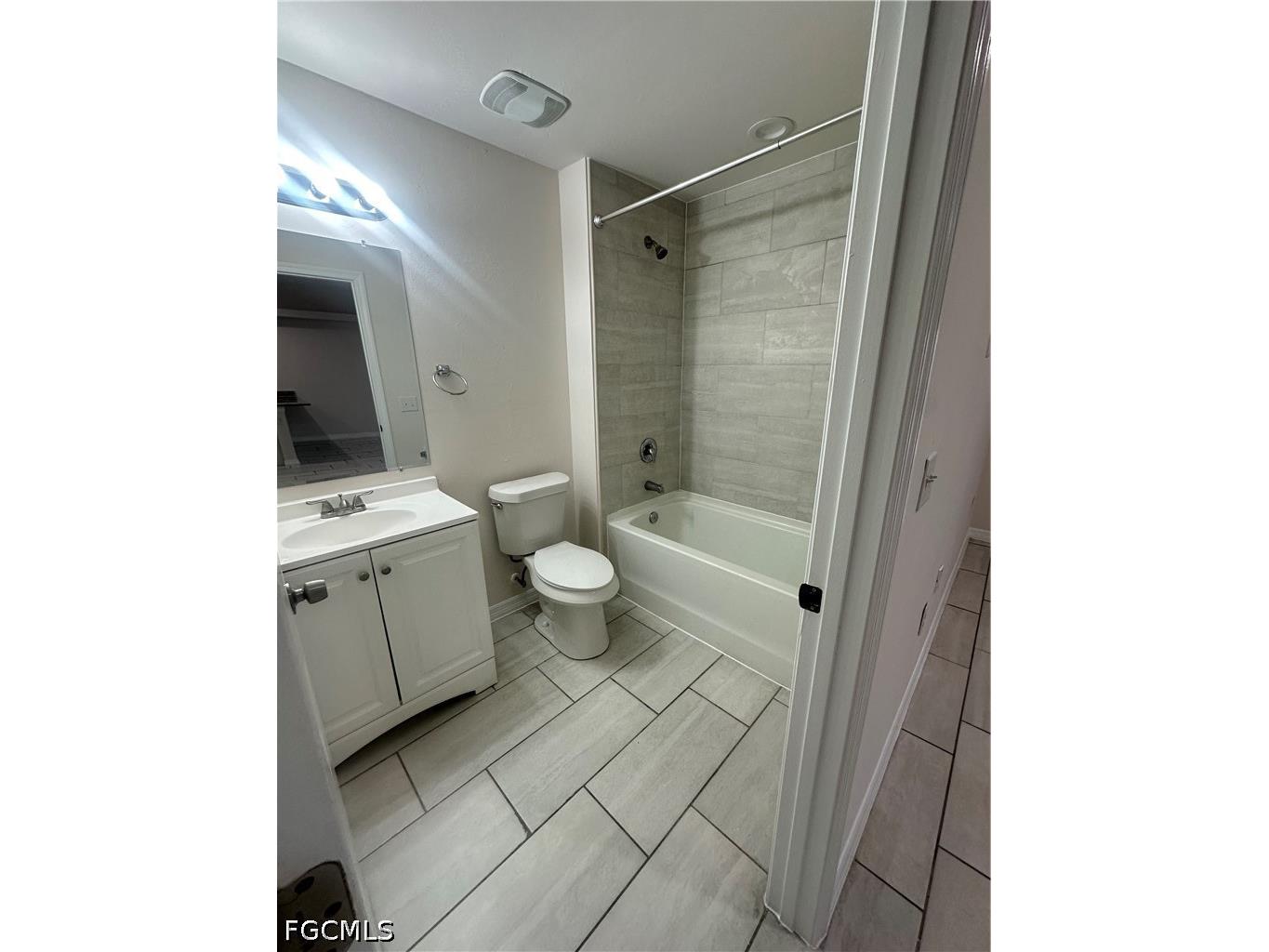 3305 SW 15th Place Cape Coral FL 33914 2026024907 image14