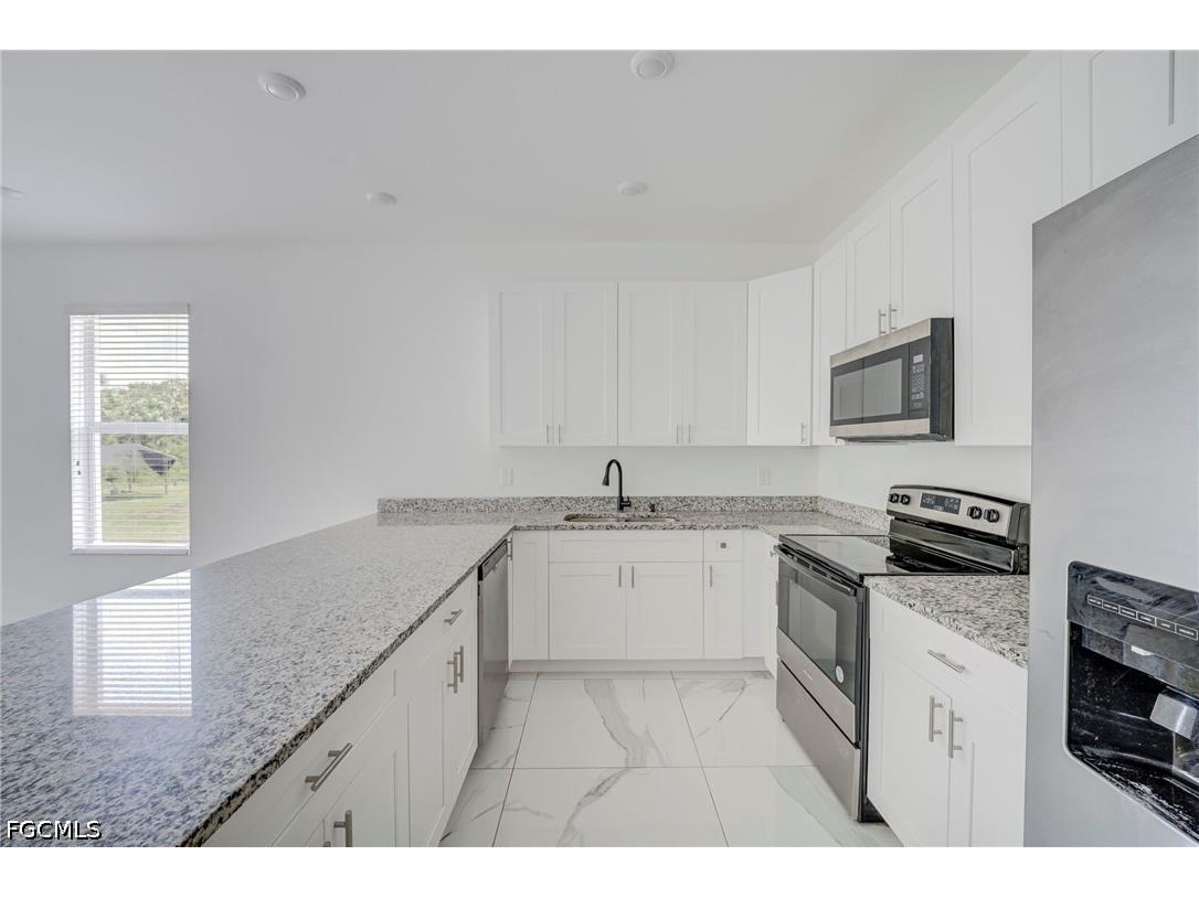 3306 56th Street W Lehigh Acres FL 33971 2026023554 image7