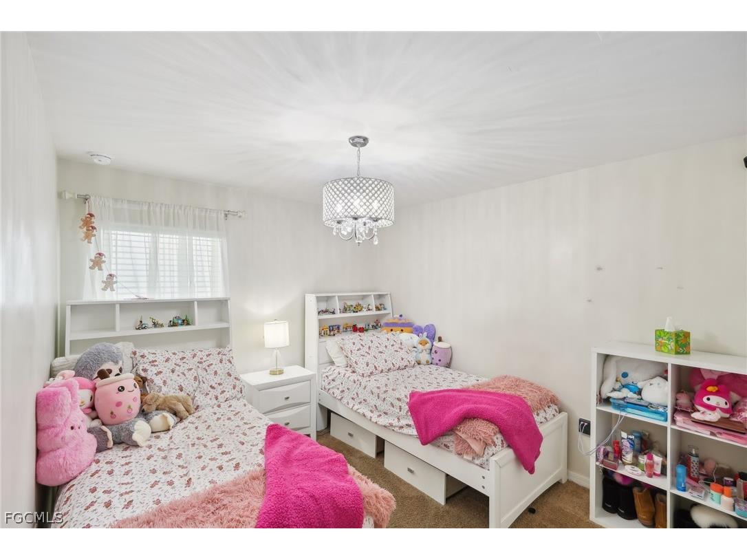 3306 Acapulco Circle Cape Coral FL 33909 2026008843 image15