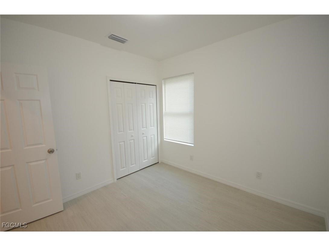 3306 Bassie Court Fort Myers FL 33916 2025012321 image10