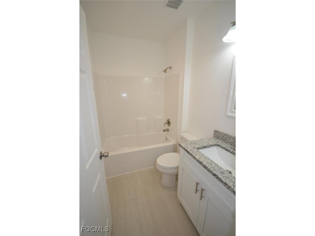 3306 Bassie Court Fort Myers FL 33916 2025012321 image14