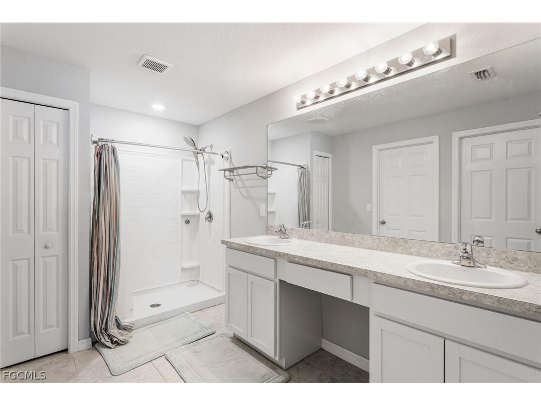 3306 NE 8th Place Cape Coral FL 33909 2026008868 image15