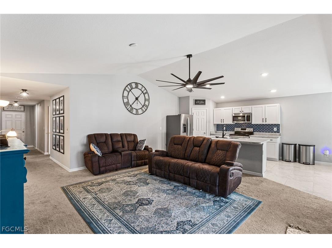 3306 NE 8th Place Cape Coral FL 33909 2026008868 image9