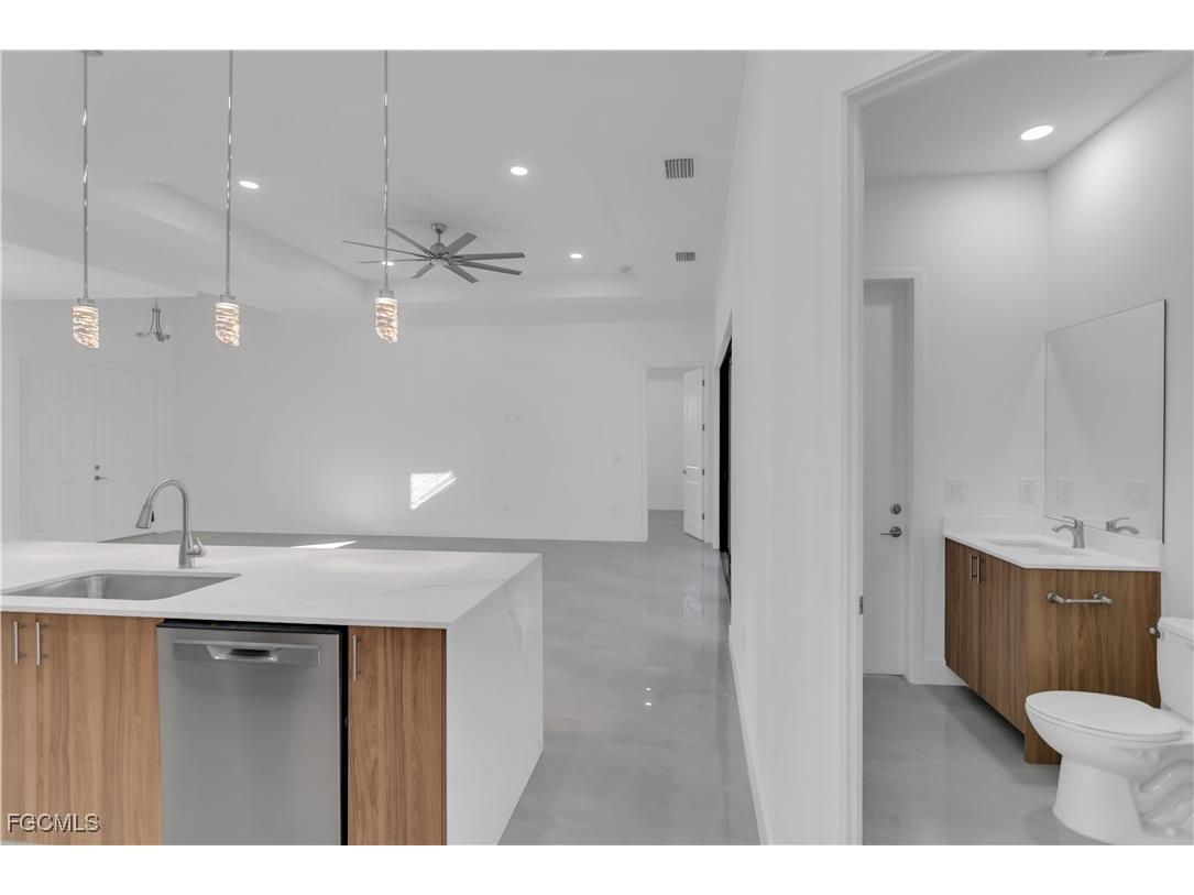 3307 35th Street W Lehigh Acres FL 33971 2025016609 image14