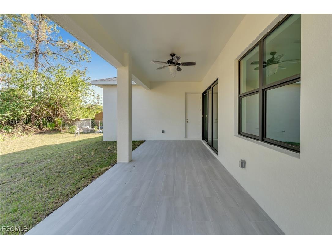 3307 35th Street W Lehigh Acres FL 33971 2025016609 image5