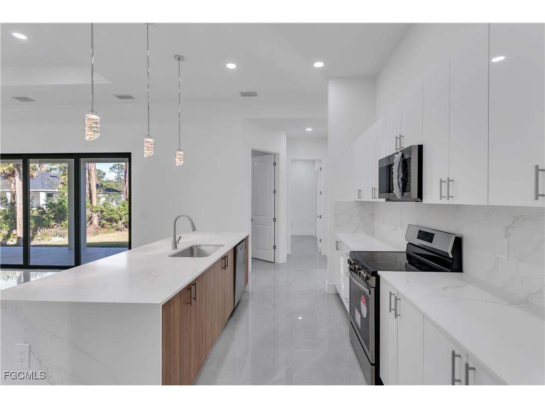 3307 35th Street W Lehigh Acres FL 33971 2025016612 image12