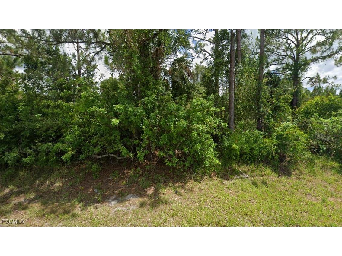 3307 58th Street W Lehigh Acres FL 33971 2025026038 image3