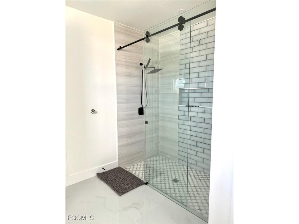 3307 NW 3rd Street Cape Coral FL 33993 2025007625 image16