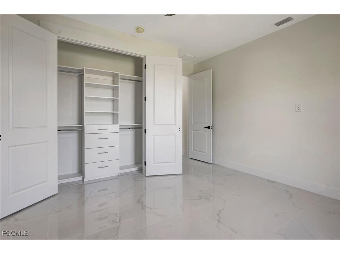 3307 NW 3rd Street Cape Coral FL 33993 2025007625 image36