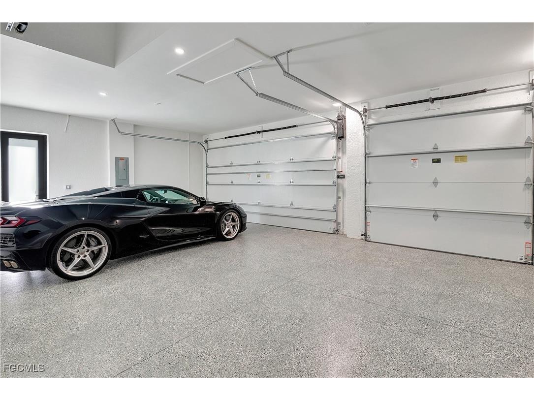 3307 NW 3rd Street Cape Coral FL 33993 2025007625 image41