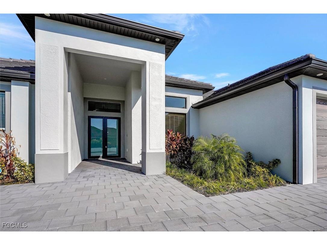 3307 NW 3rd Street Cape Coral FL 33993 2025007625 image6