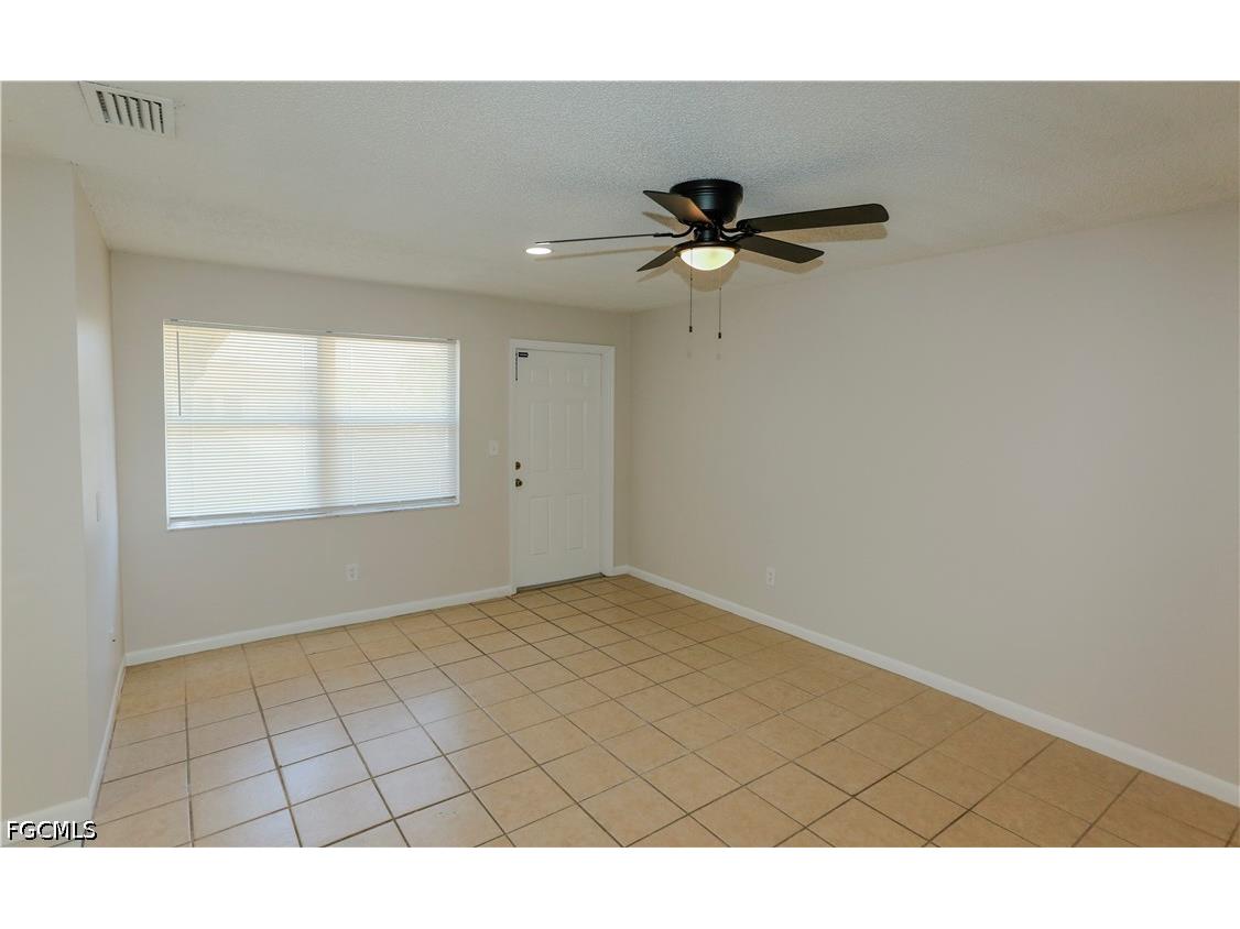 3307 SE 15th Place #2 Cape Coral FL 33904 2026019439 image3