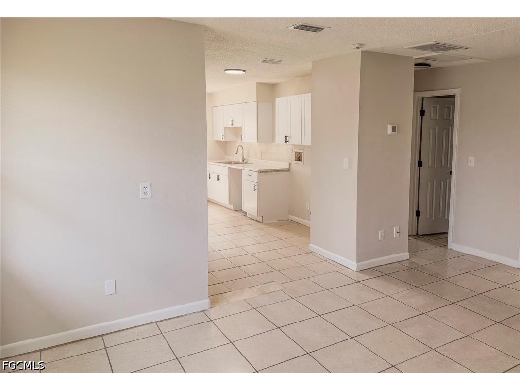 3307 SE 15th Place #8 Cape Coral FL 33904 2026019993 image4