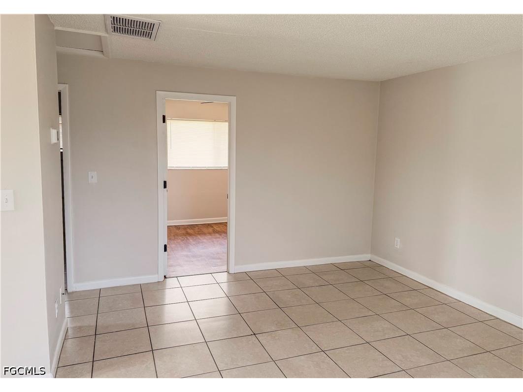 3307 SE 15th Place #8 Cape Coral FL 33904 2026019993 image5