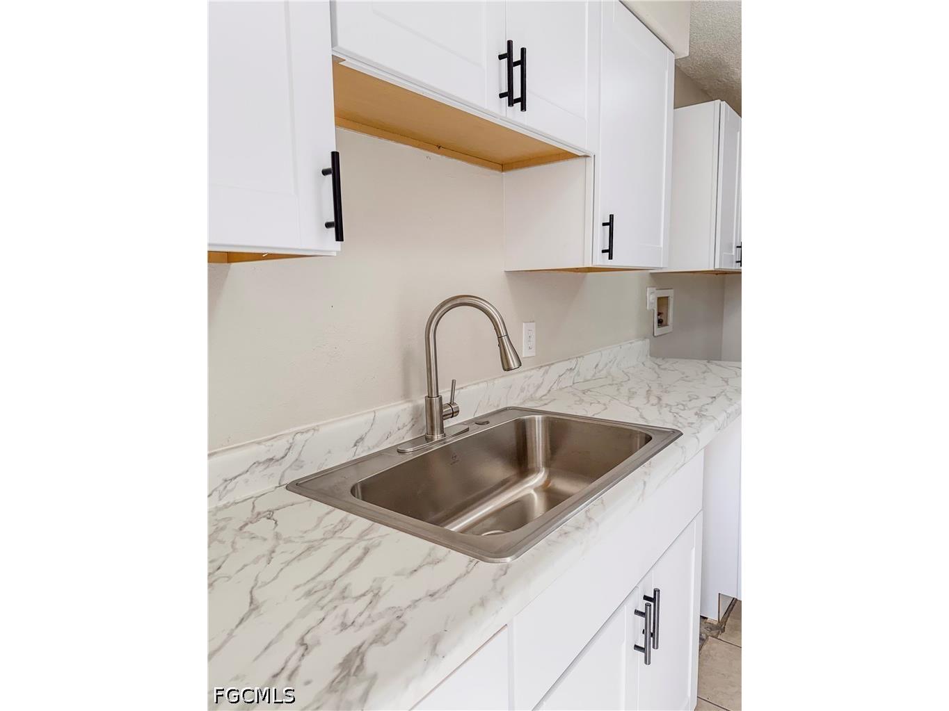 3307 SE 15th Place #8 Cape Coral FL 33904 2026019993 image8