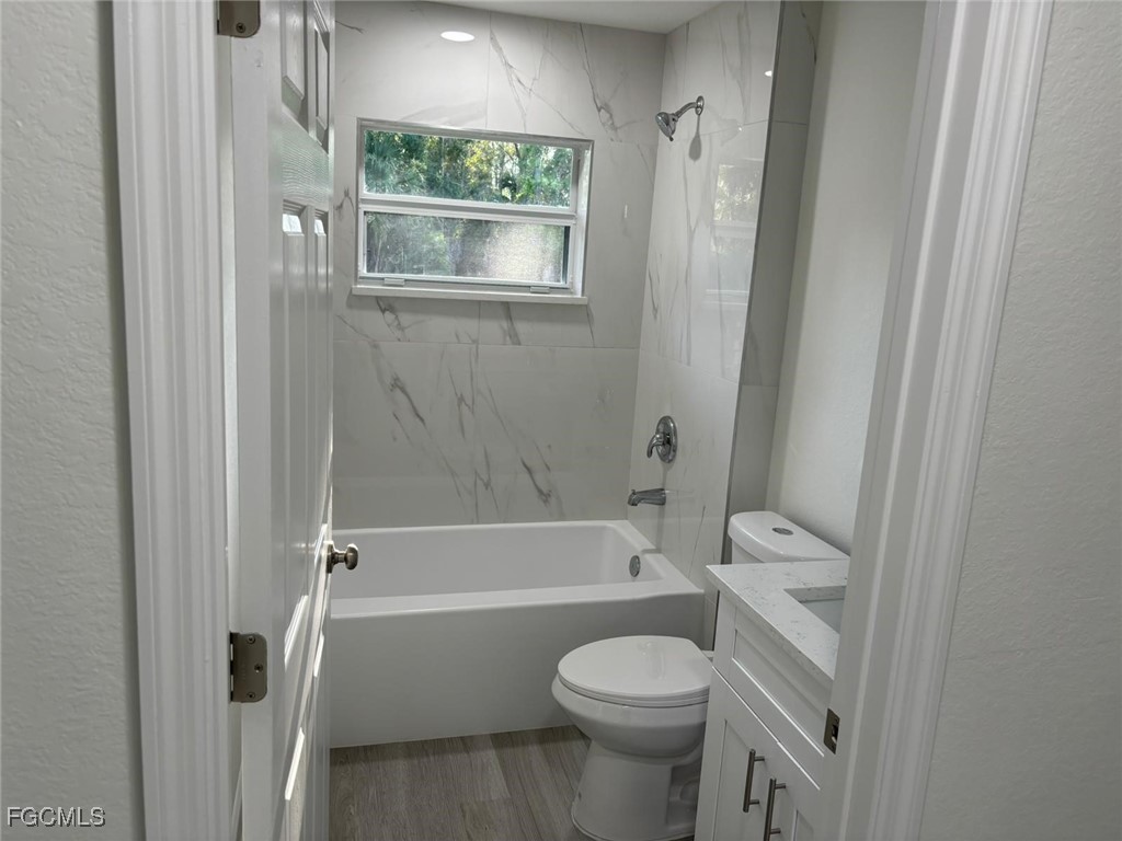 3308 49th Street W Lehigh Acres FL 33971 2025010612 image8