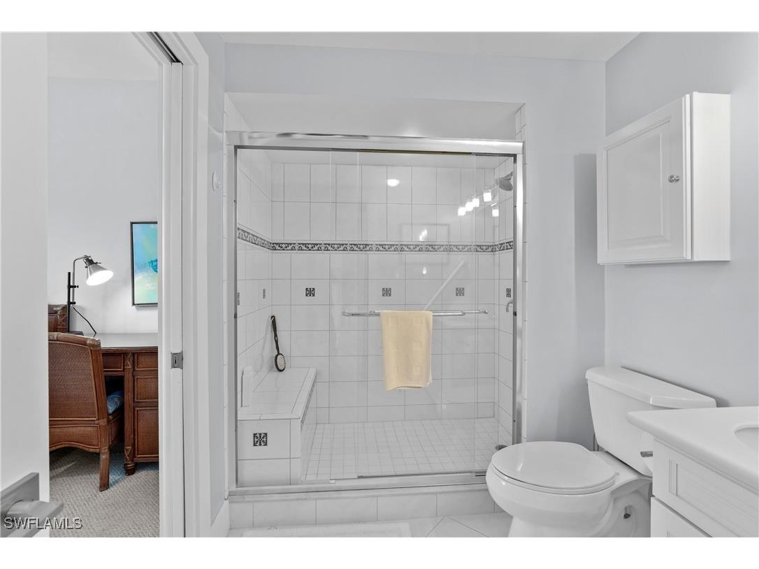 3308 Europa Drive #30 Naples FL 34105 225080282 image17
