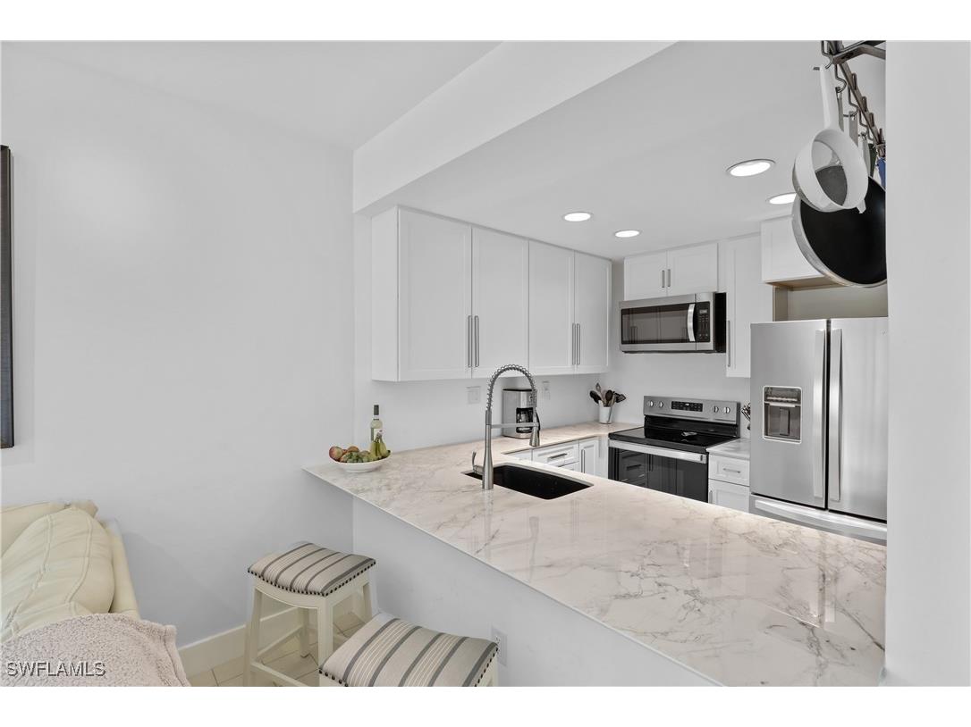 3308 Europa Drive #30 Naples FL 34105 225080282 image9