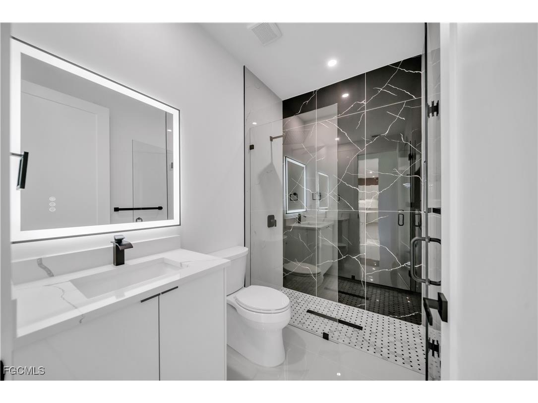 3309 9th Street W Lehigh Acres FL 33971 2025003670 image20