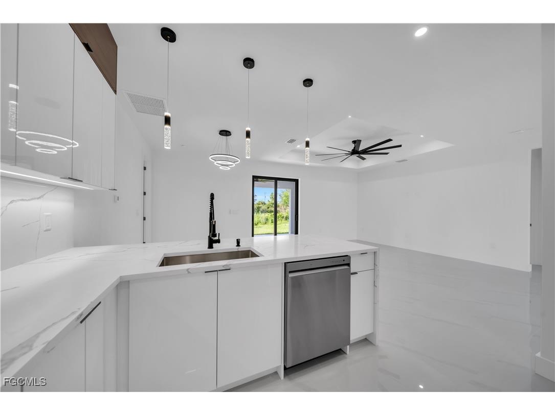 3309 9th Street W Lehigh Acres FL 33971 2025003670 image5