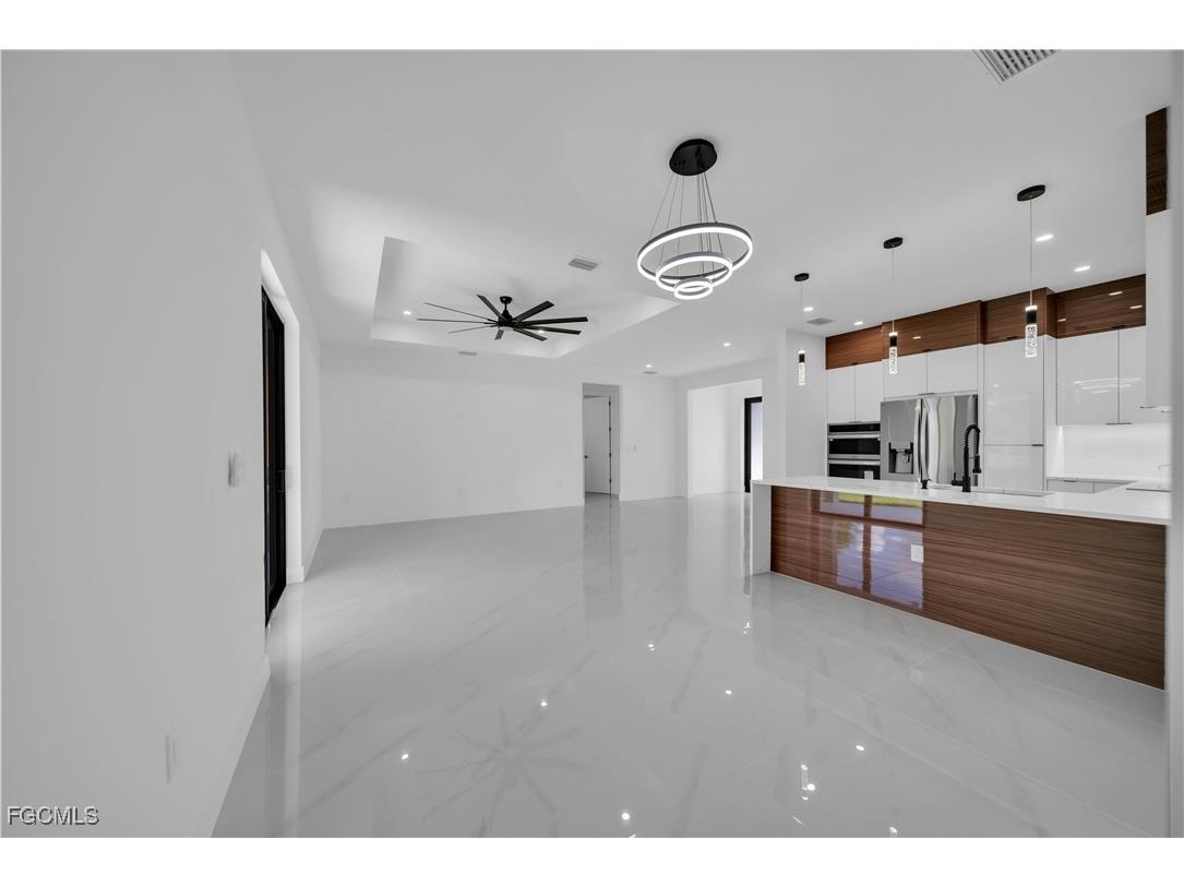 3309 9th Street W Lehigh Acres FL 33971 2025003670 image6