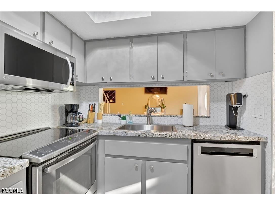 3309 Prince Edward Island Circle #2 Fort Myers FL 33907 2026015592 image3