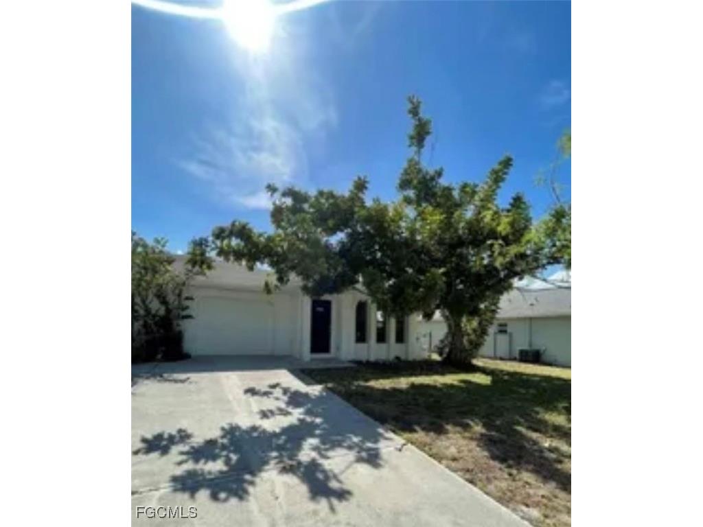 3309/3307 SW Santa Barbara Place Cape Coral FL 33914 2025018445 image1