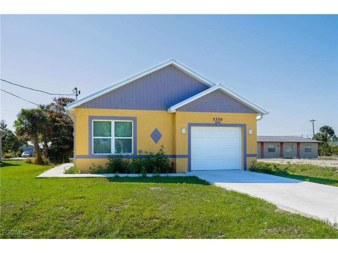 3309 Armstrong Court Fort Myers FL 33916 2025013744 image1