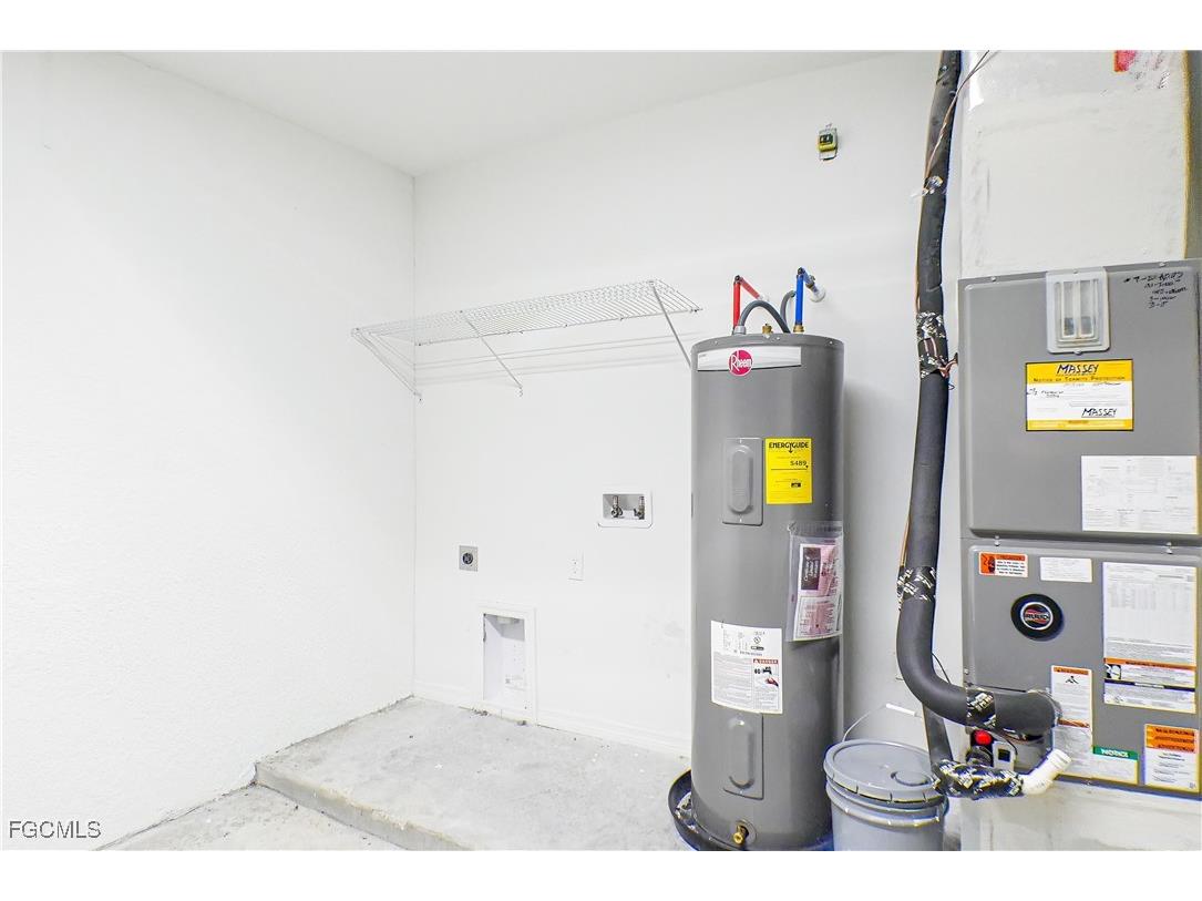 3309 Armstrong Court Fort Myers FL 33916 2025013744 image16