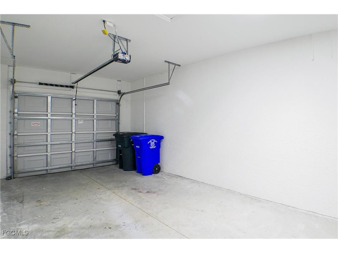 3309 Armstrong Court Fort Myers FL 33916 2025013744 image17