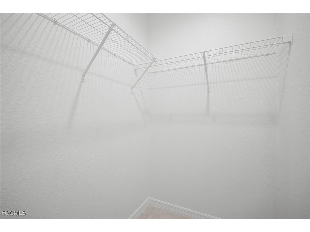 3309 Armstrong Court Fort Myers FL 33916 2025013744 image24