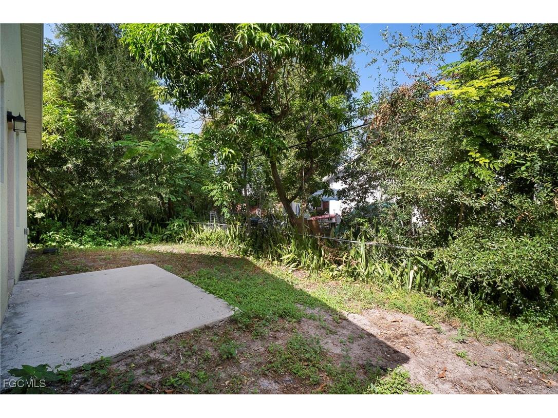 3309 Armstrong Court Fort Myers FL 33916 2025013744 image28