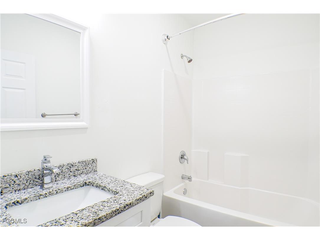 3309 Armstrong Court Fort Myers FL 33916 2025013744 image7