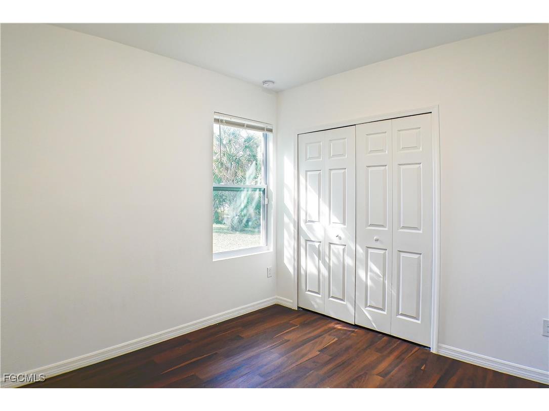 3309 Armstrong Court Fort Myers FL 33916 2025013744 image8