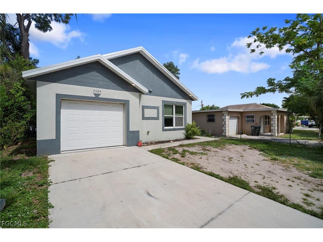 3309 Armstrong Court Fort Myers FL 33916 2026009831 image1