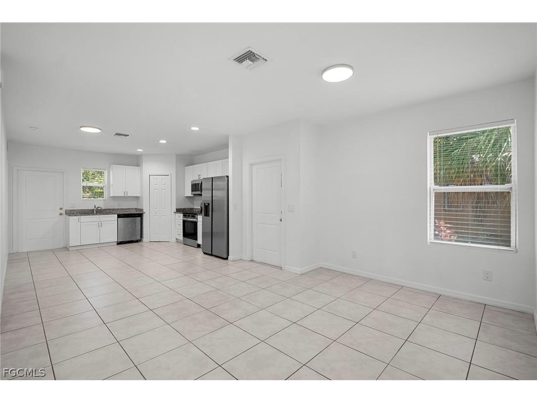 3309 Armstrong Court Fort Myers FL 33916 2026009831 image10