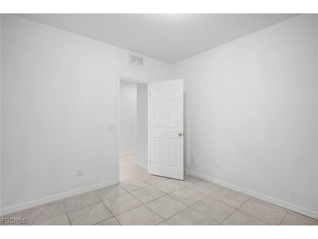 3309 Armstrong Court Fort Myers FL 33916 2026009831 image15