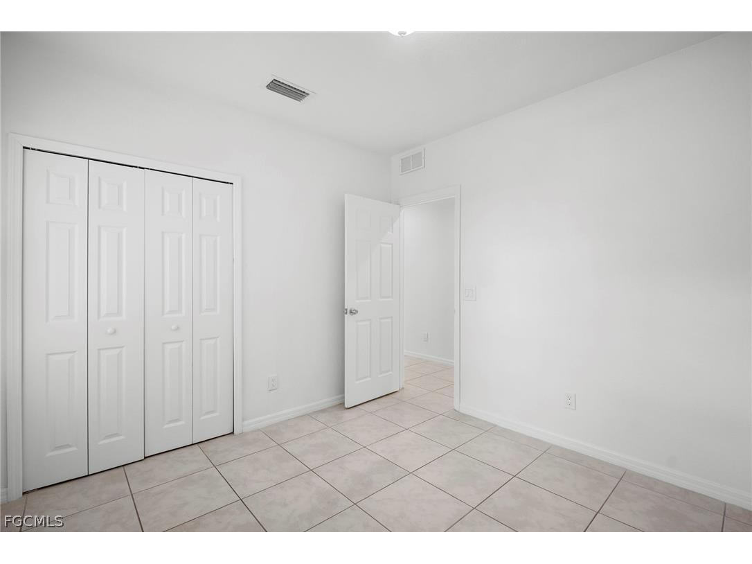 3309 Armstrong Court Fort Myers FL 33916 2026009831 image17