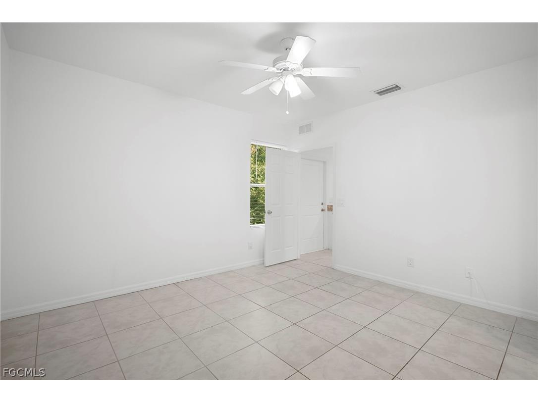 3309 Armstrong Court Fort Myers FL 33916 2026009831 image25
