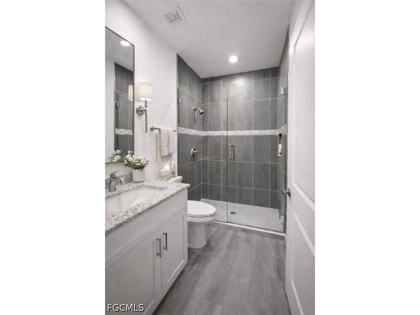 331-329 Urbana Street Lehigh Acres FL 33972 2026025415 image4
