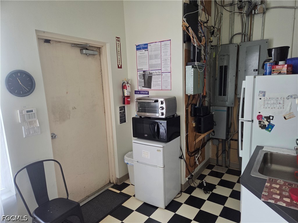 331 Cape Coral Parkway W Cape Coral FL 33914 2026024662 image6