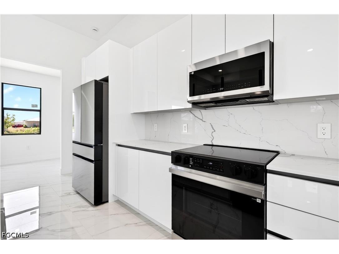 331 NE 15th Street Cape Coral FL 33909 2026018085 image19