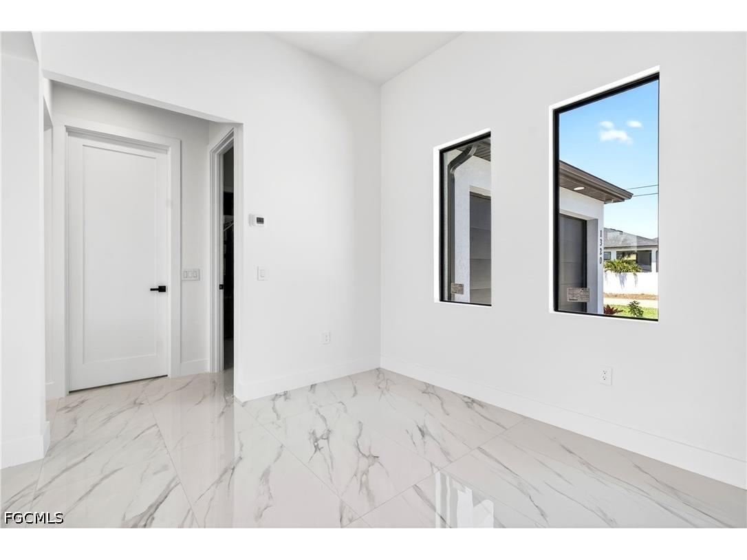 331 NE 15th Street Cape Coral FL 33909 2026018085 image23